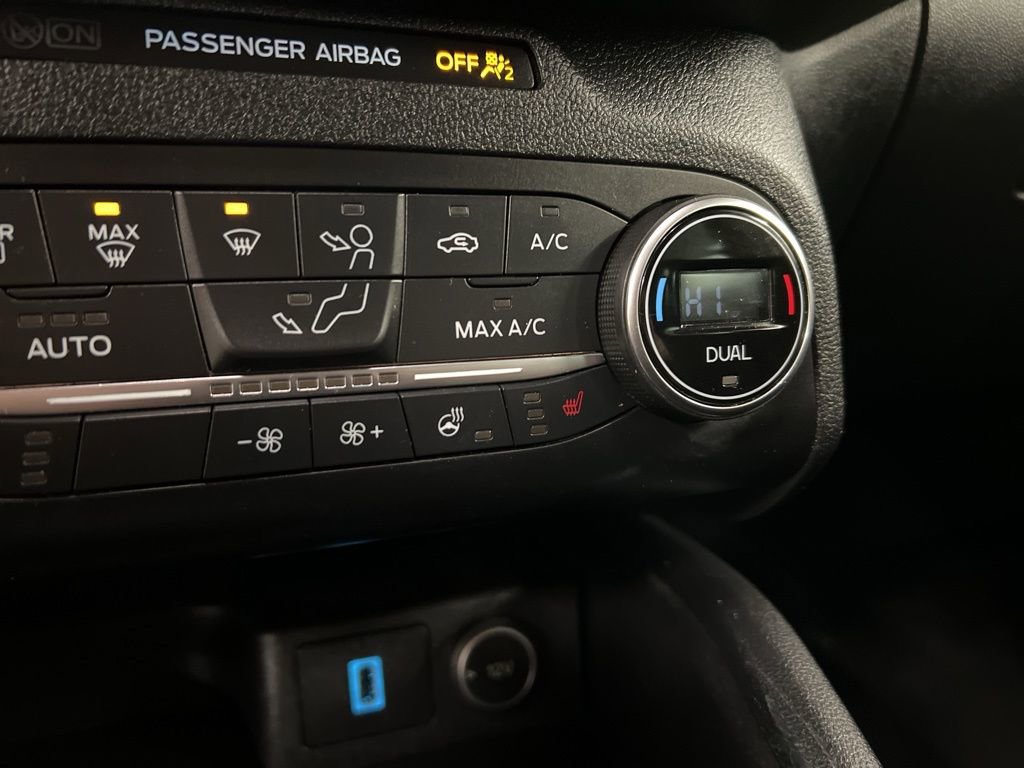 Certified 2020 Ford Escape Titanium image 15