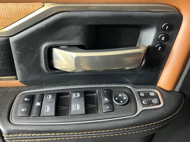 Used 2024 RAM 2500 Limited w/ Safety Group AWD/4WD image 24