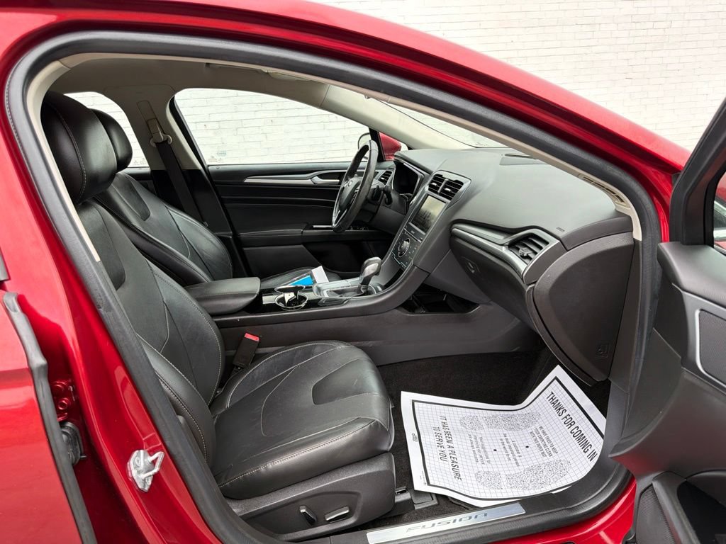 Used 2014 Ford Fusion Titanium FWD image 11