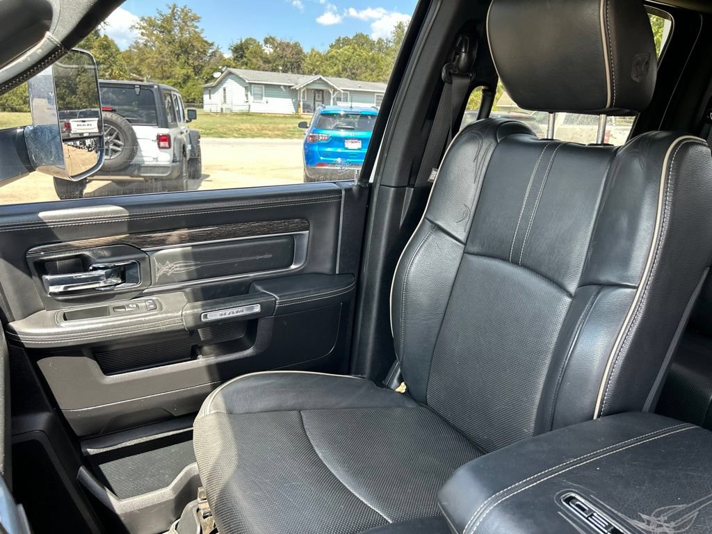 Used 2017 RAM 2500 Limited AWD/4WD image 11
