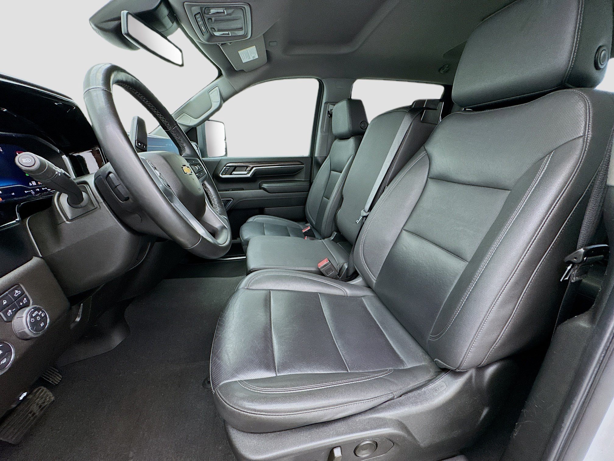 Used 2024 Chevrolet Silverado 2500 LTZ AWD/4WD image 13