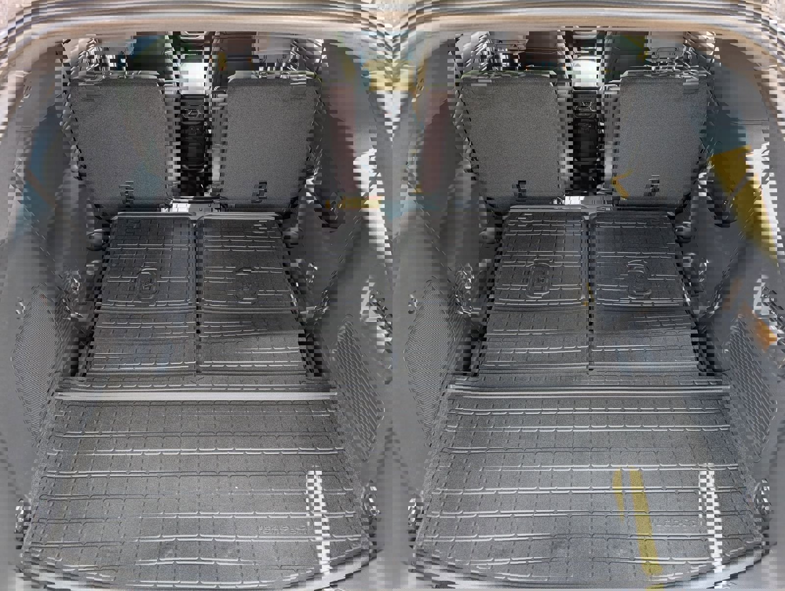 New 2026 Ford Explorer Platinum image 14