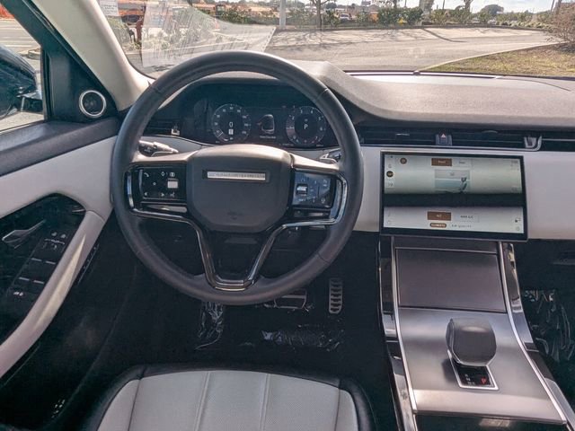 Used 2024 Land Rover Range Rover Evoque Dynamic SE image 15