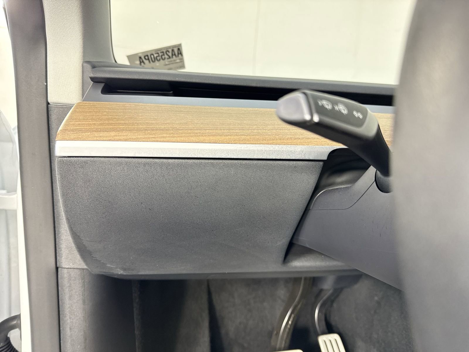 Used 2023 Tesla Model Y Performance image 14