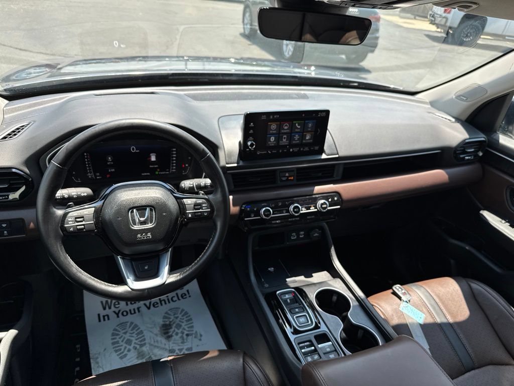 Used 2025 Honda Pilot Elite image 37