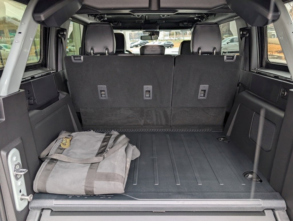 Used 2024 Ford Bronco Everglades image 28