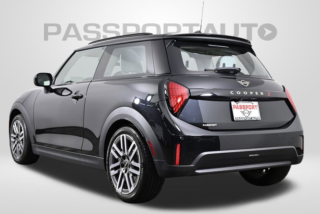 Used 2025 MINI Cooper S image 7
