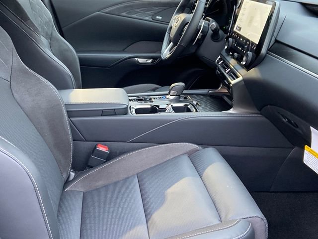 New 2026 Lexus RX 450h AWD image 24