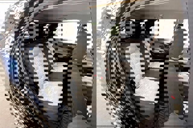 Used 2020 Chevrolet Equinox LT AWD/4WD image 18