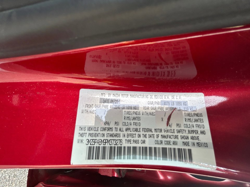 Used 2023 MAZDA MAZDA3 s FWD image 35