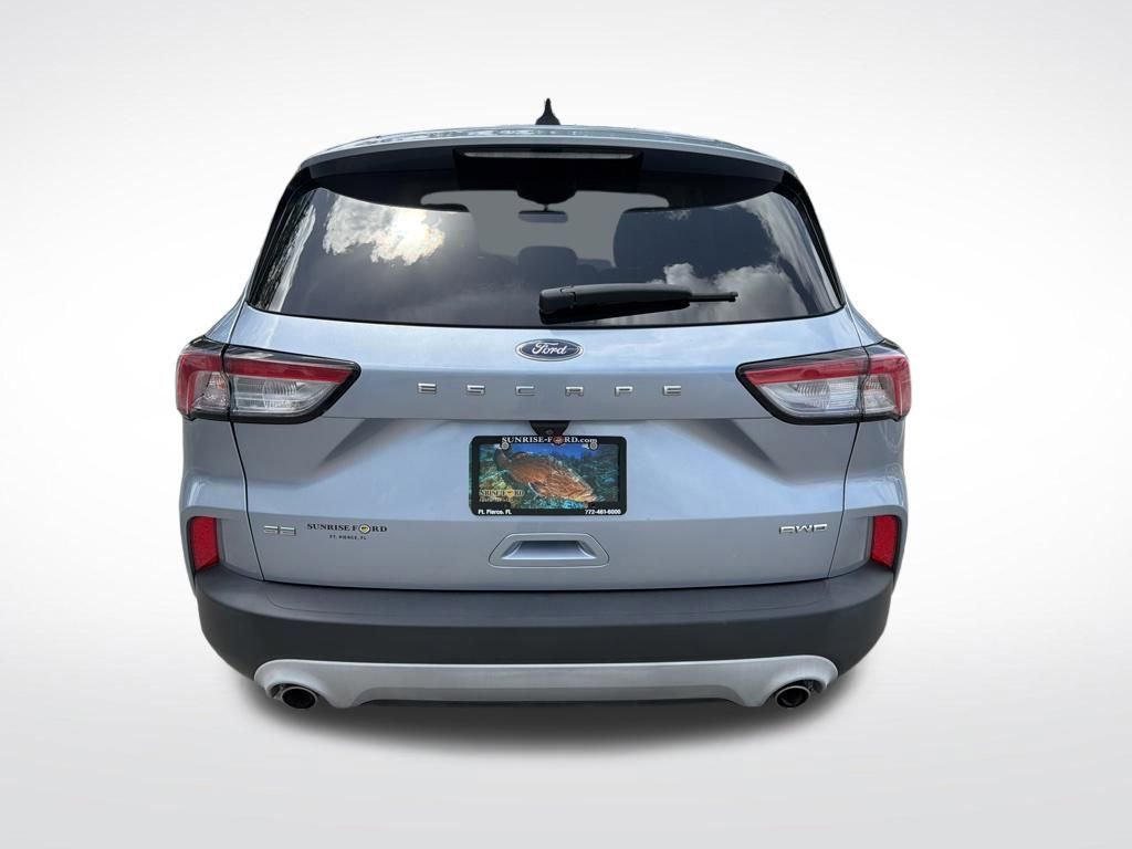 Used 2022 Ford Escape SE image 7