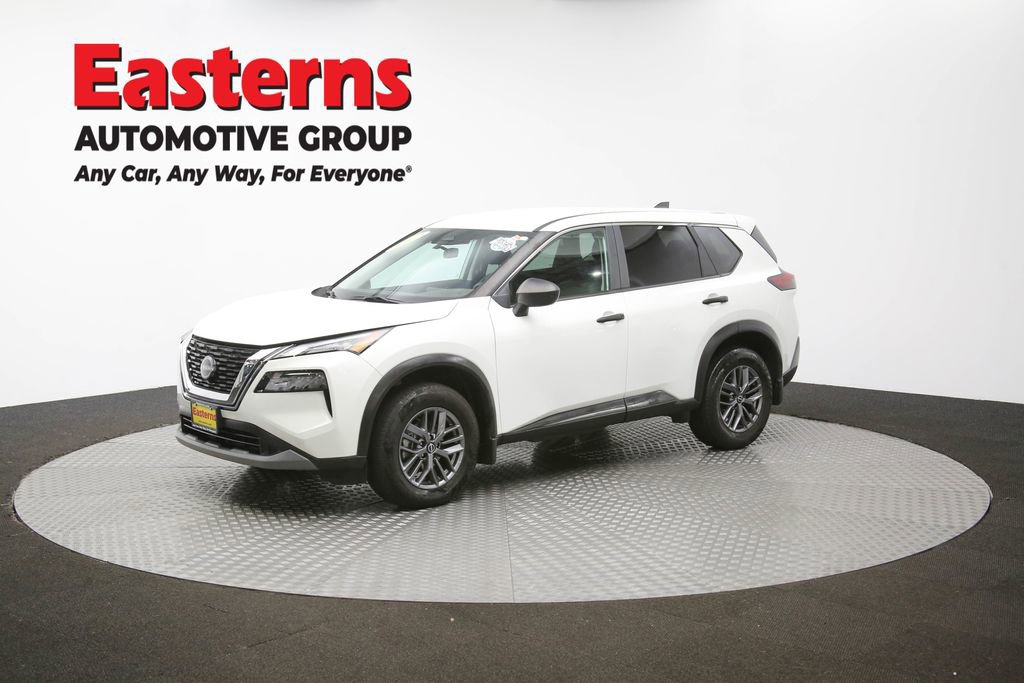 Used 2022 Nissan Rogue S image 56