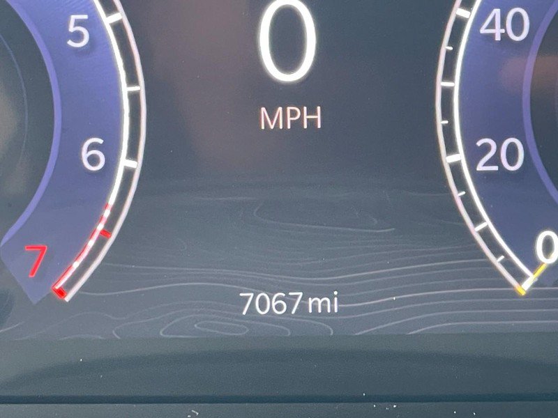 Used 2024 Jeep Grand Cherokee Altitude AWD/4WD image 31