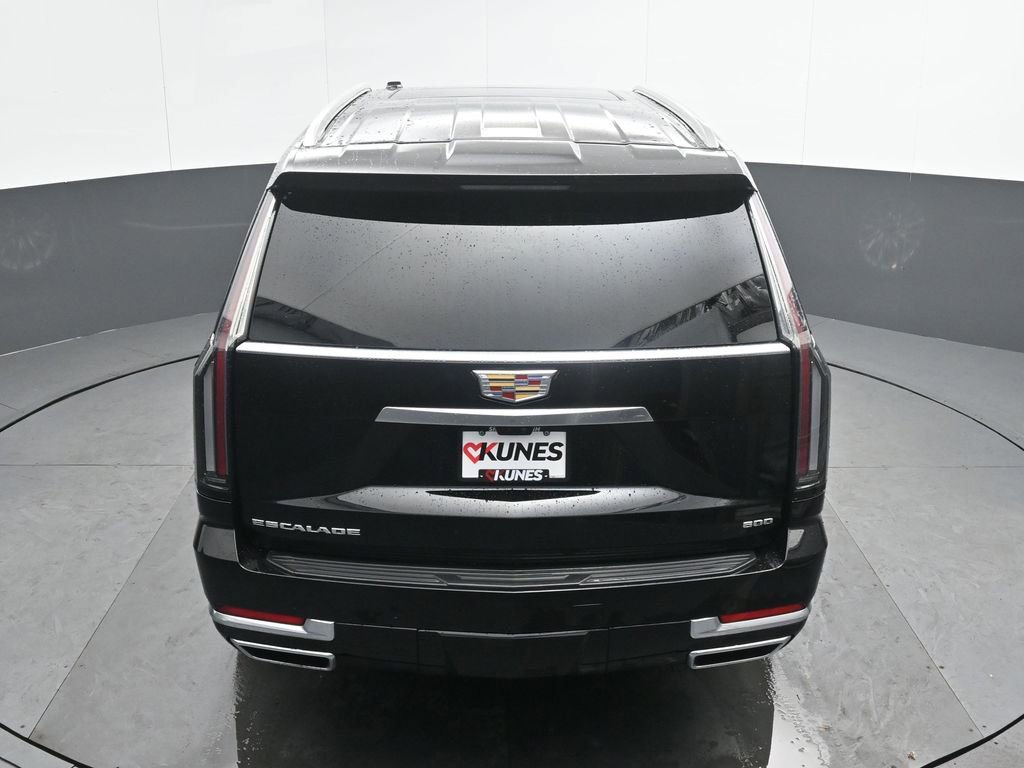 Used 2025 Cadillac Escalade Premium Luxury w/ Touring Package image 40