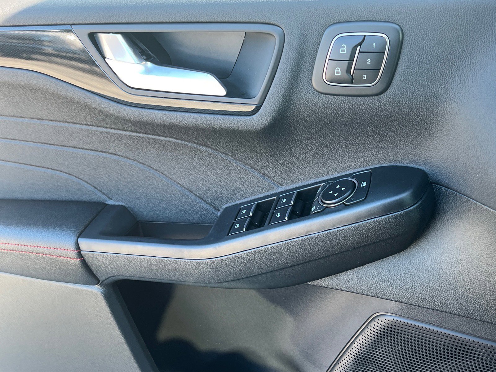 New 2026 Ford Escape ST-Line Elite w/ Premium Technology Package image 15