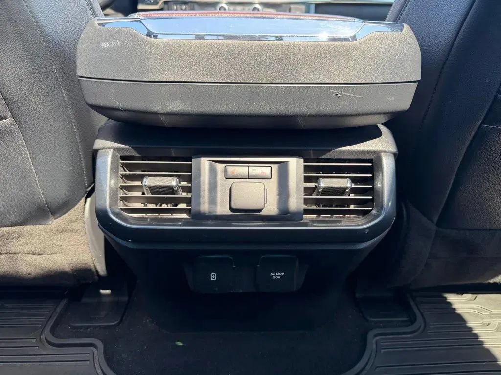 Used 2023 Ford F150 Lariat w/ Equipment Group 502A High AWD/4WD image 30