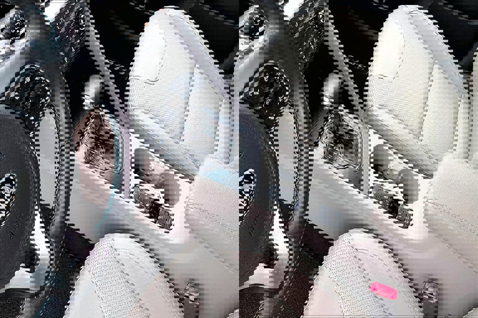 Used 2020 Kia Niro EX Premium image 15