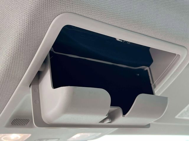 Used 2022 Ford Escape Titanium w/ Titanium Elite Package AWD/4WD image 40