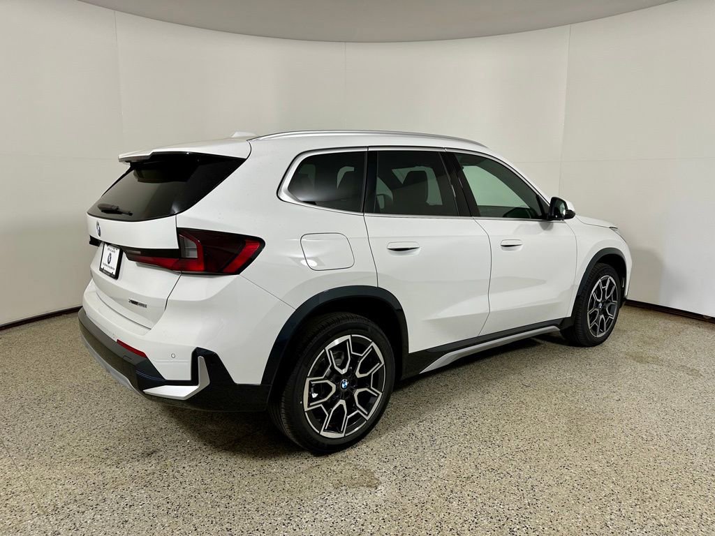New 2025 BMW X1 xDrive28i w/ Premium Package image 6