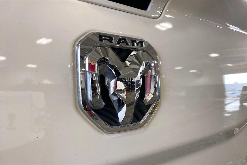 Used 2021 RAM 2500 Laramie w/ Snow Chief Group AWD/4WD image 40