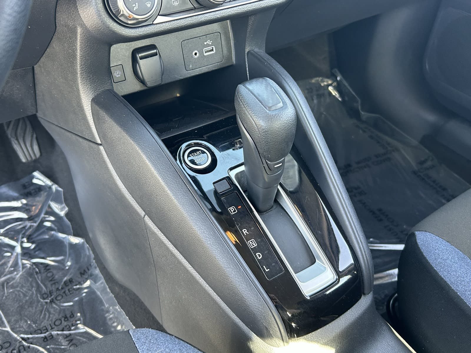 Used 2025 Nissan Versa SV FWD image 29