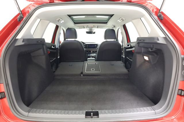 Used 2023 Volkswagen Taos SEL image 32