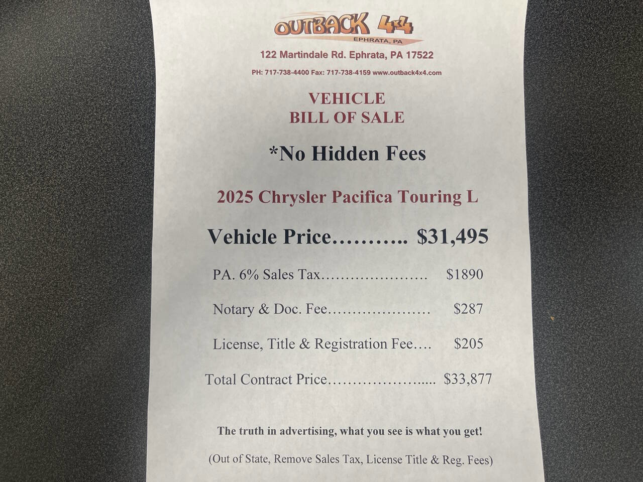 Used 2025 Chrysler Pacifica Select FWD image 2