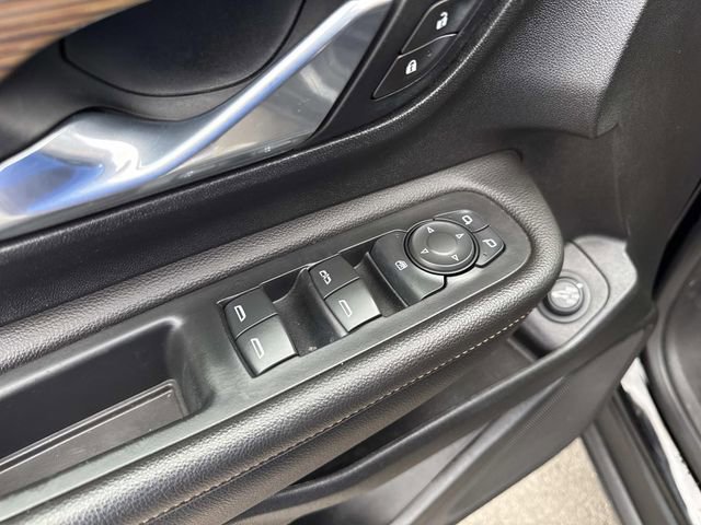 Used 2021 GMC Terrain SLE w/ Driver Convenience Package image 13