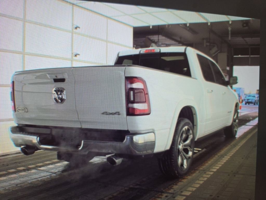 Used 2020 RAM 1500 Longhorn image 3