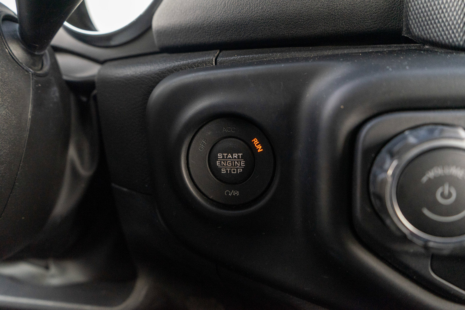 Used 2023 Jeep Wrangler Unlimited Sahara w/ Cold Weather Group AWD/4WD image 22
