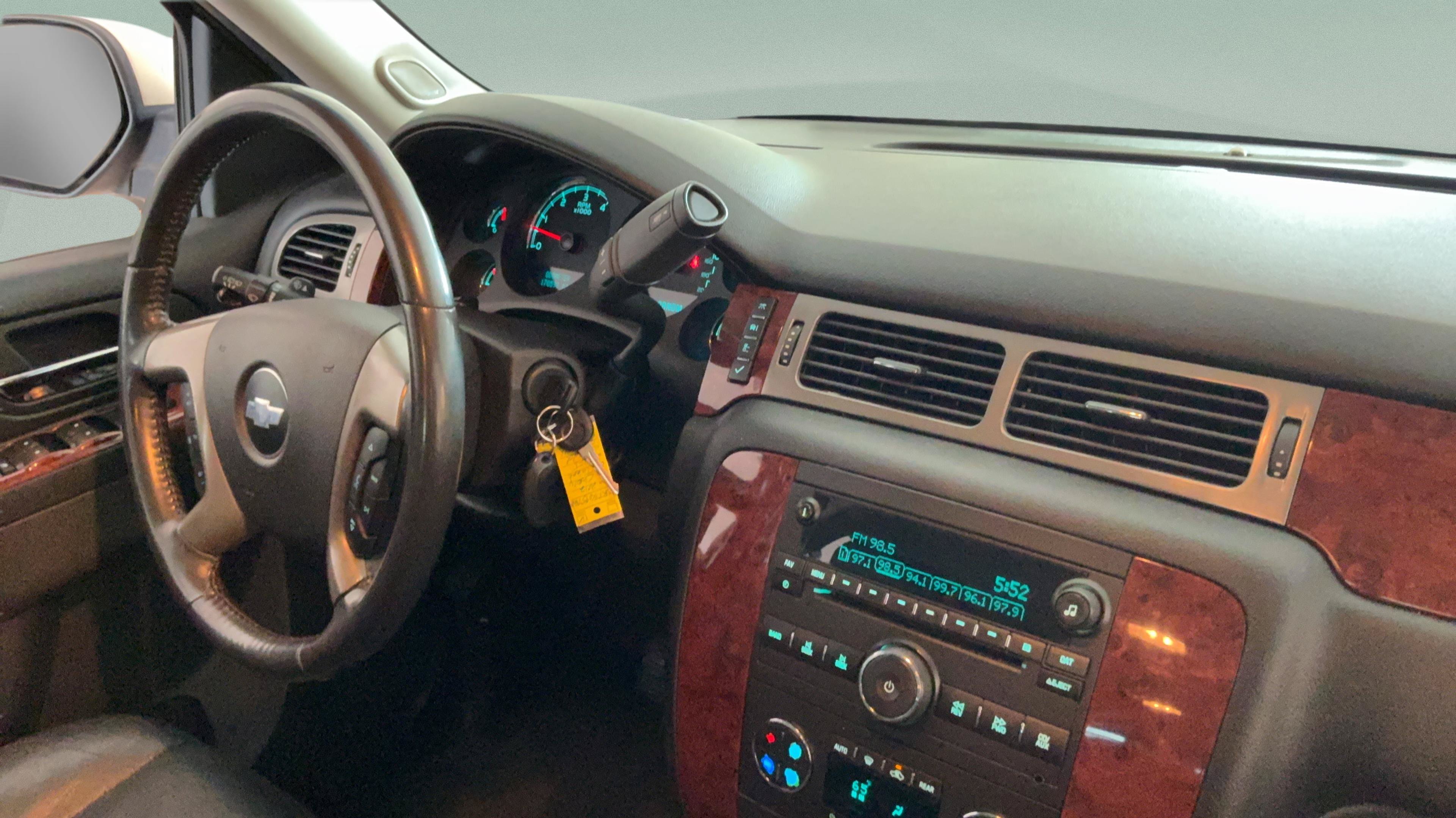 Used 2012 Chevrolet Tahoe LT RWD image 30