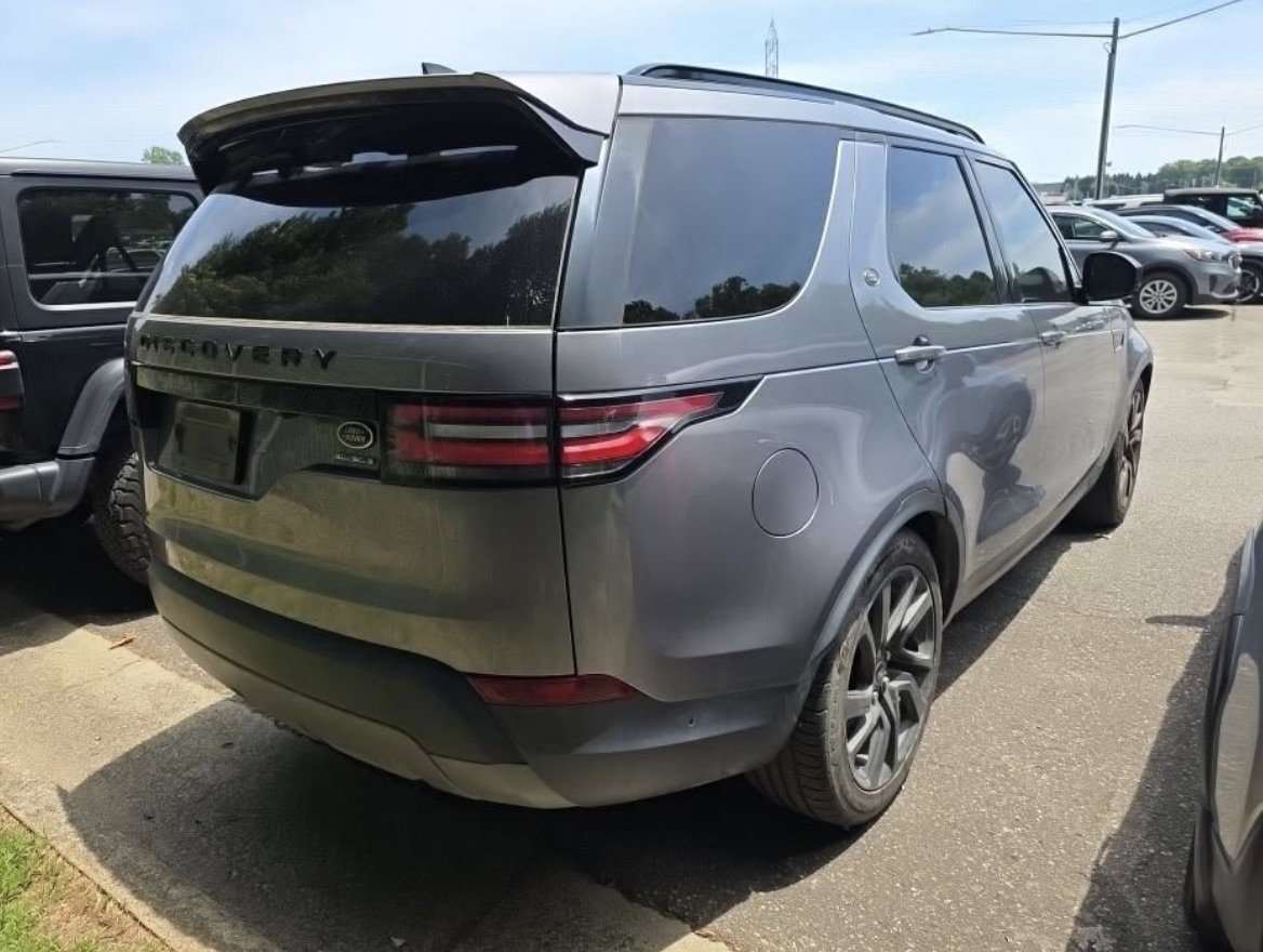 Used 2020 Land Rover Discovery HSE AWD/4WD image 4