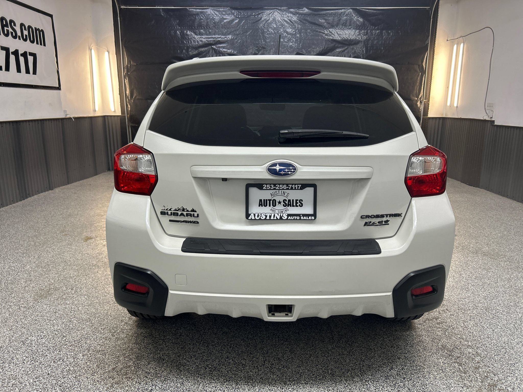 Used 2017 Subaru Crosstrek 2.0i Premium AWD/4WD image 5