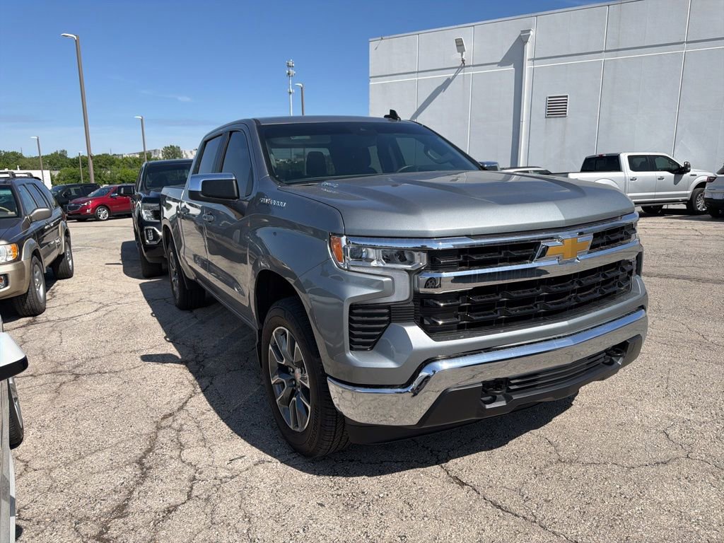 Certified 2026 Chevrolet Silverado 1500 LT AWD/4WD image 1