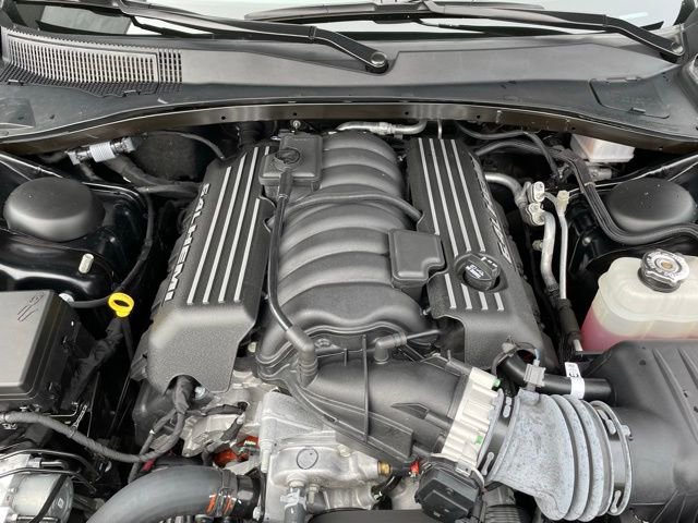 Used 2023 Chrysler 300 C image 32
