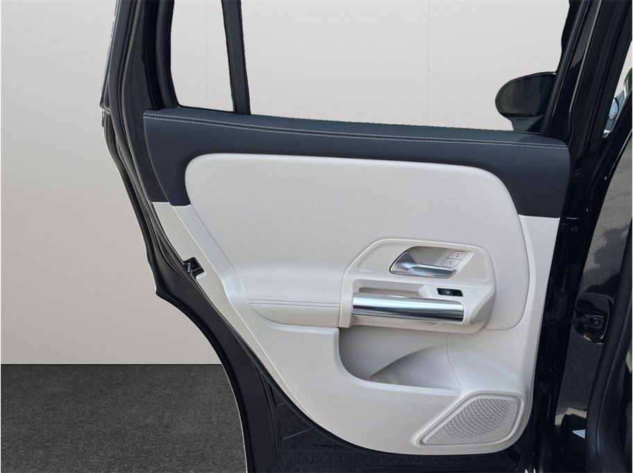 Used 2022 Mercedes-Benz GLA 250 image 35