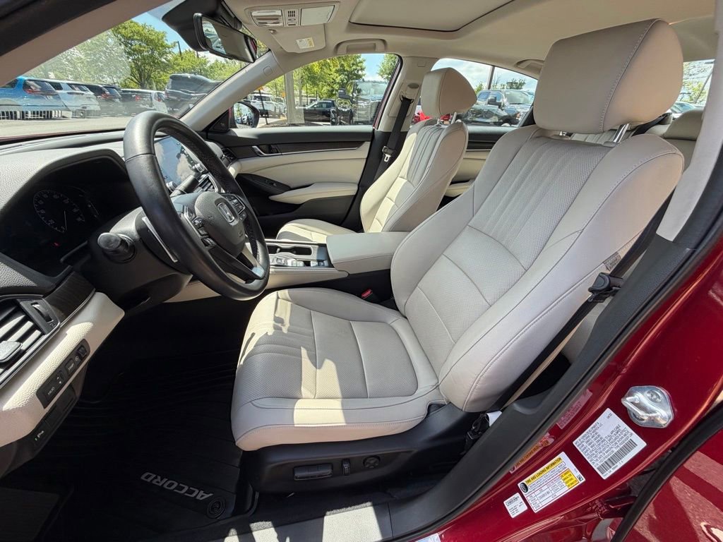 Used 2022 Honda Accord Touring image 19