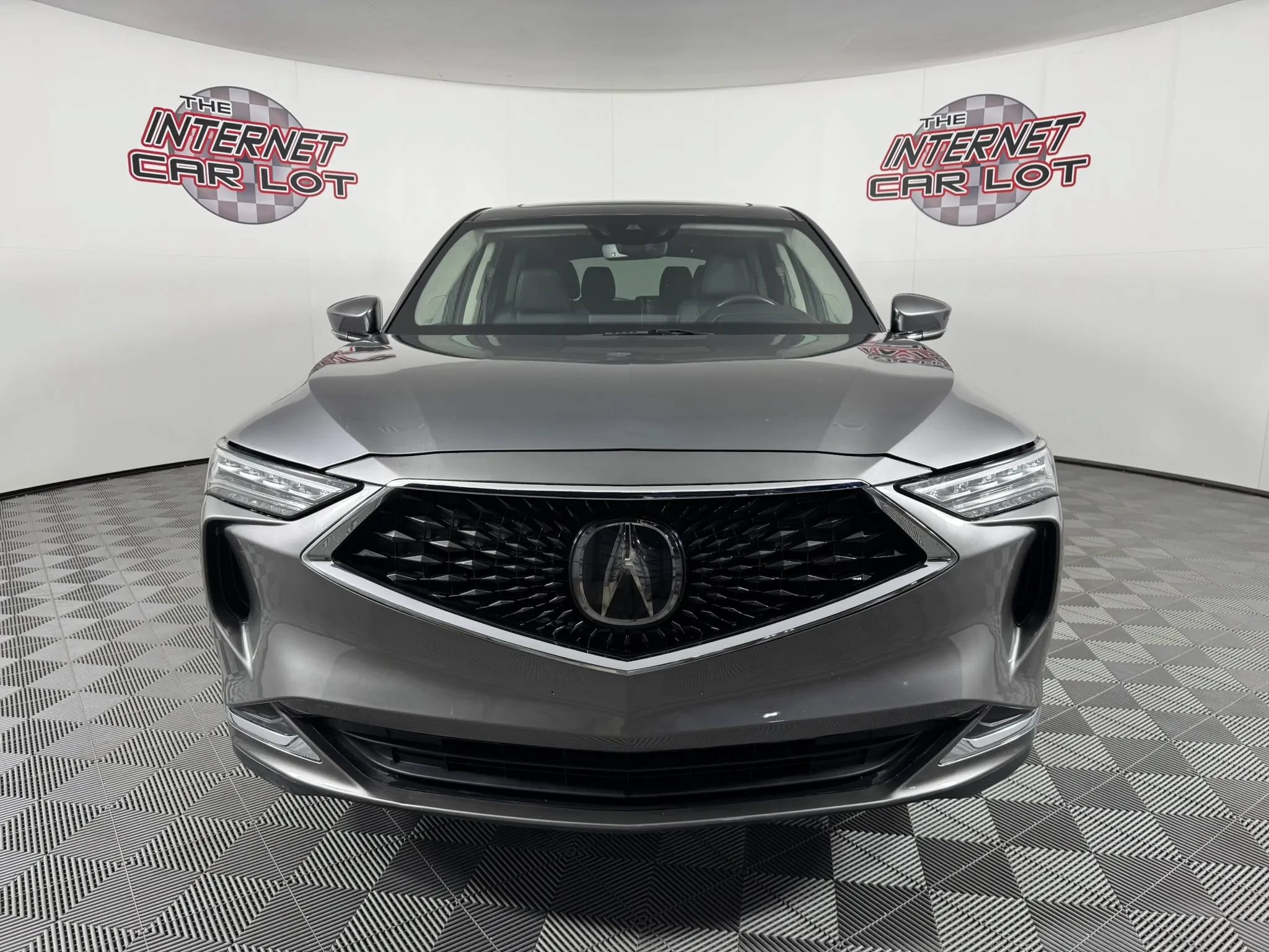 Used 2024 Acura MDX SH-AWD image 2