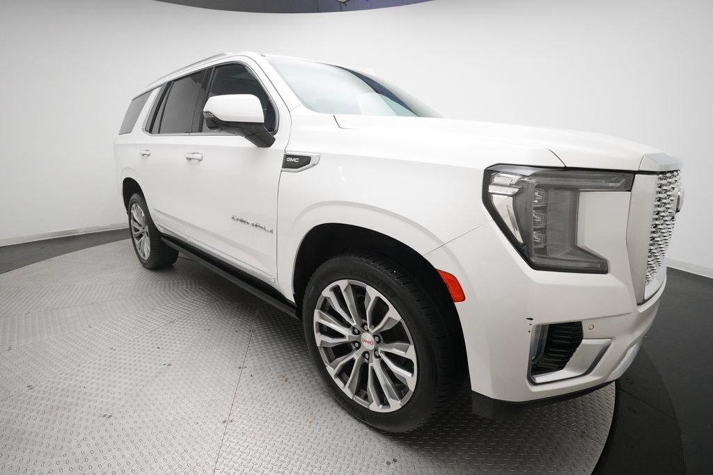 Used 2021 GMC Yukon Denali w/ Denali Premium Package AWD/4WD image 38