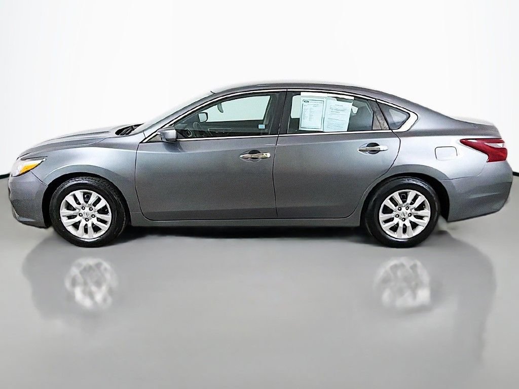 Used 2018 Nissan Altima 2.5 S w/ S Convenience Package FWD image 12