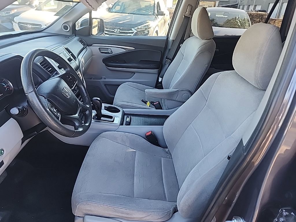 Used 2019 Honda Pilot LX image 10