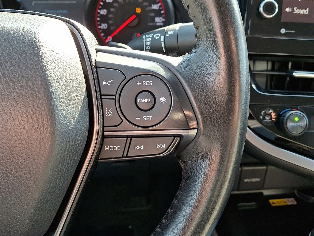Used 2023 Toyota Camry XSE image 21