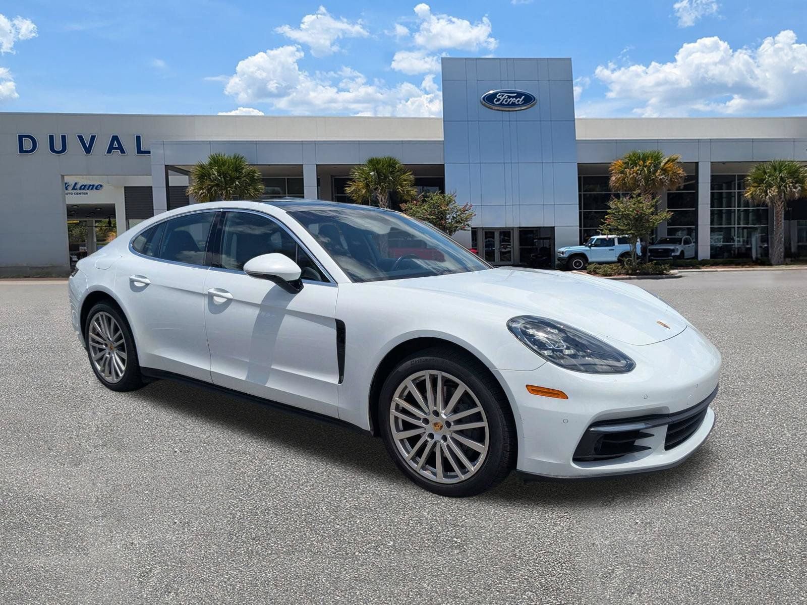 Used 2017 Porsche Panamera 4S AWD/4WD image 2