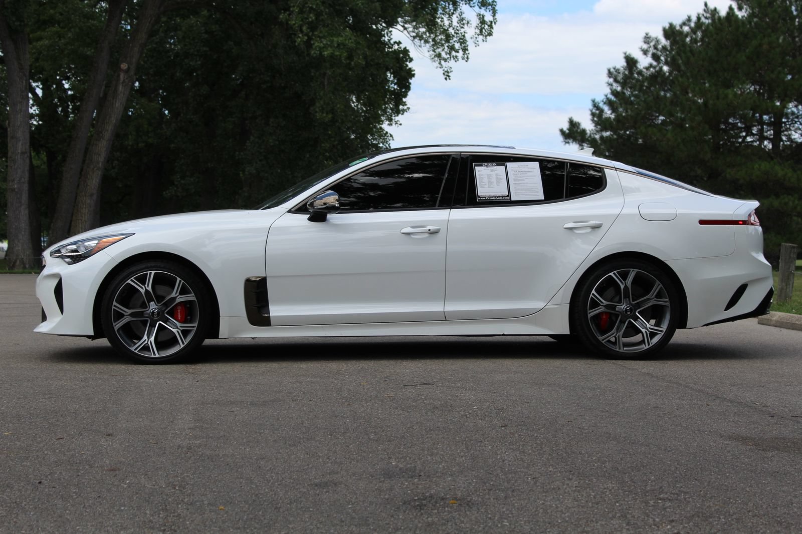 Used 2021 Kia Stinger GT2 RWD image 4