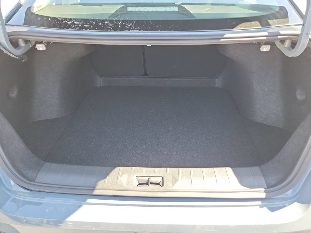 New 2026 Nissan Sentra SR FWD image 13