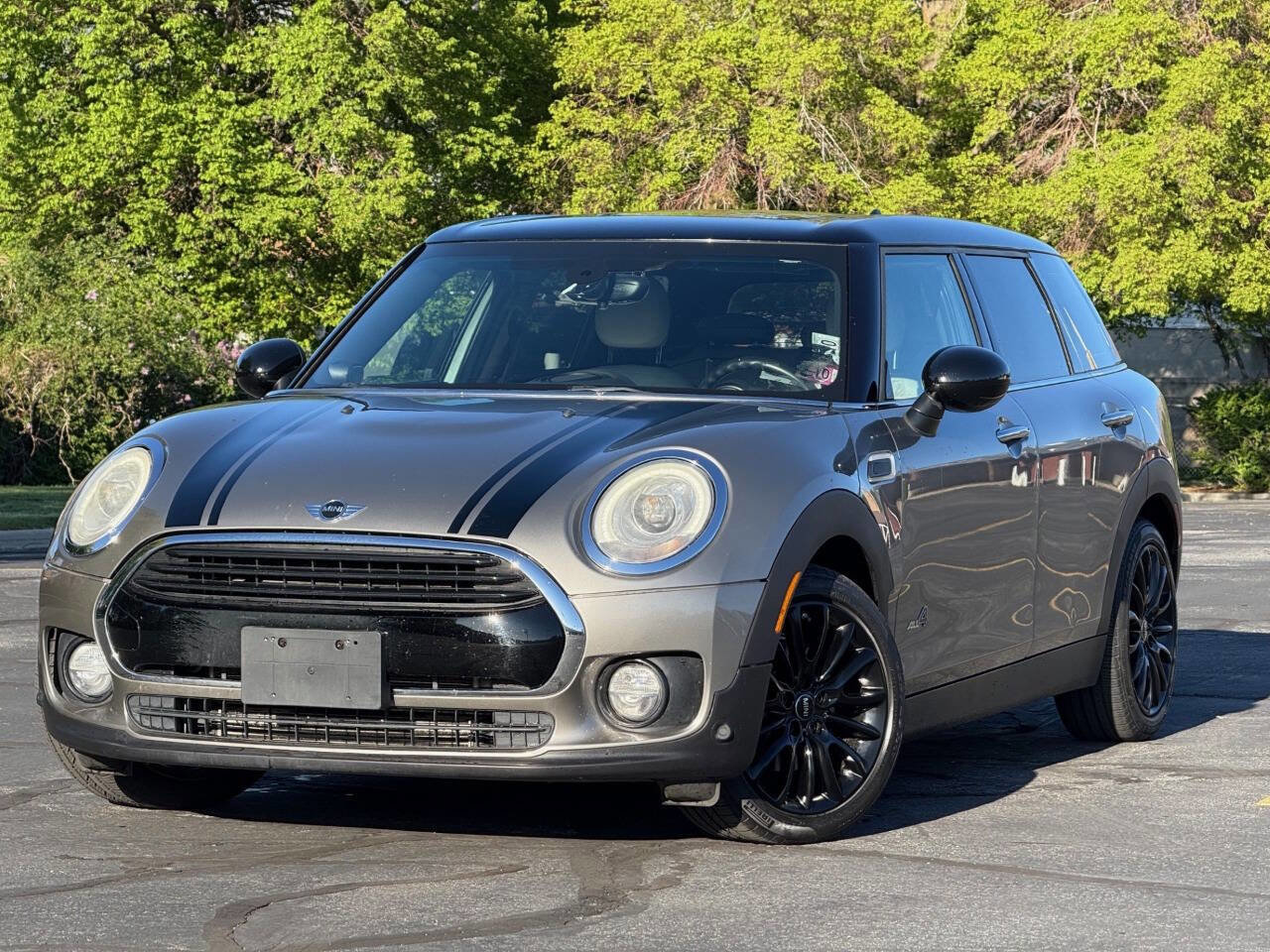 Used 2017 MINI Cooper Clubman ALL4 AWD/4WD image 1