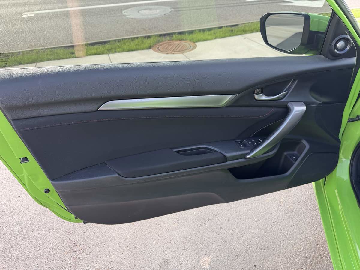 Used 2018 Honda Civic Si image 14