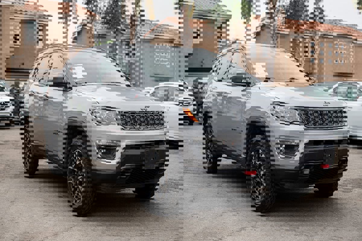 Used 2019 Jeep Compass Trailhawk image 10