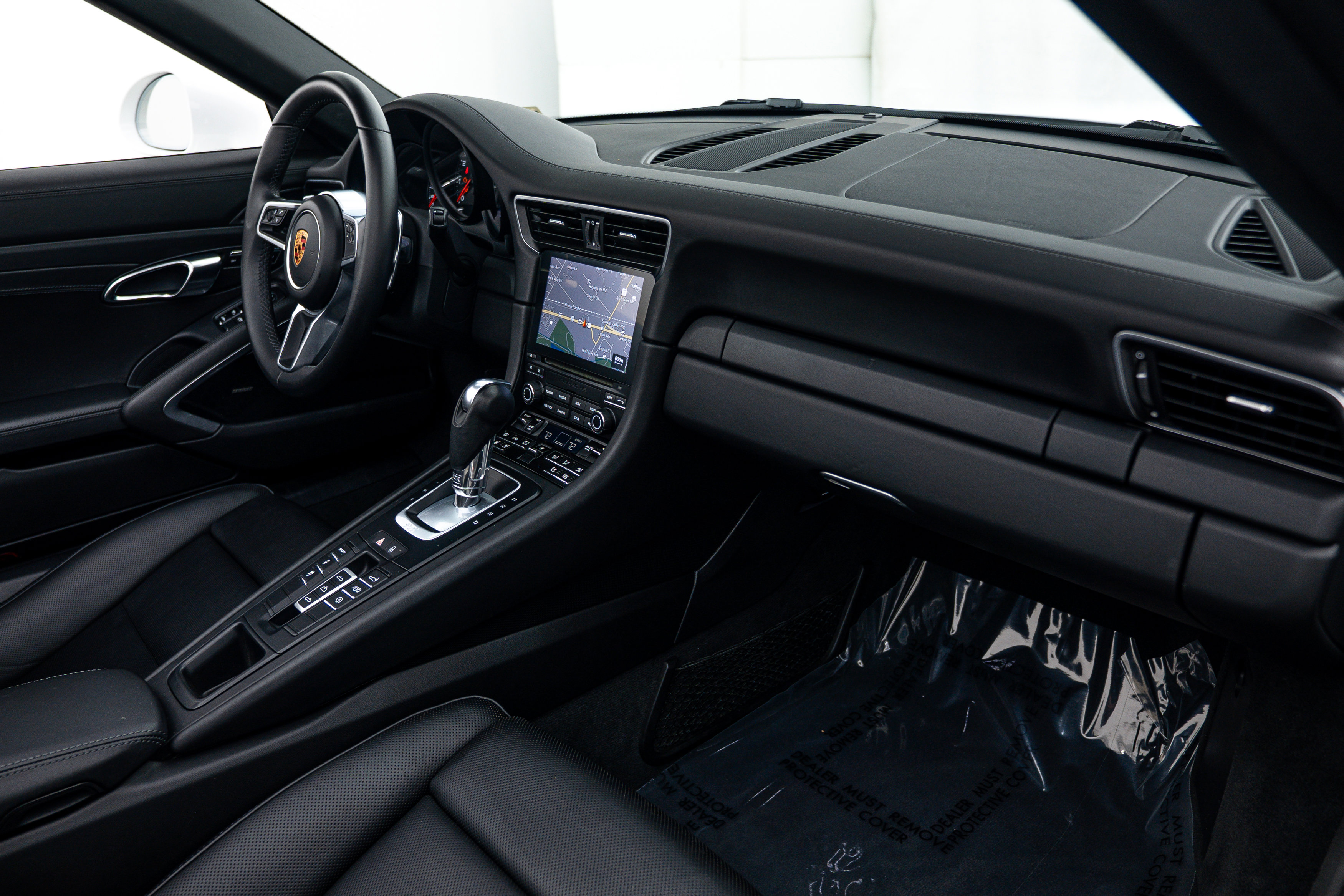 Certified 2019 Porsche 911 Carrera 4 image 12