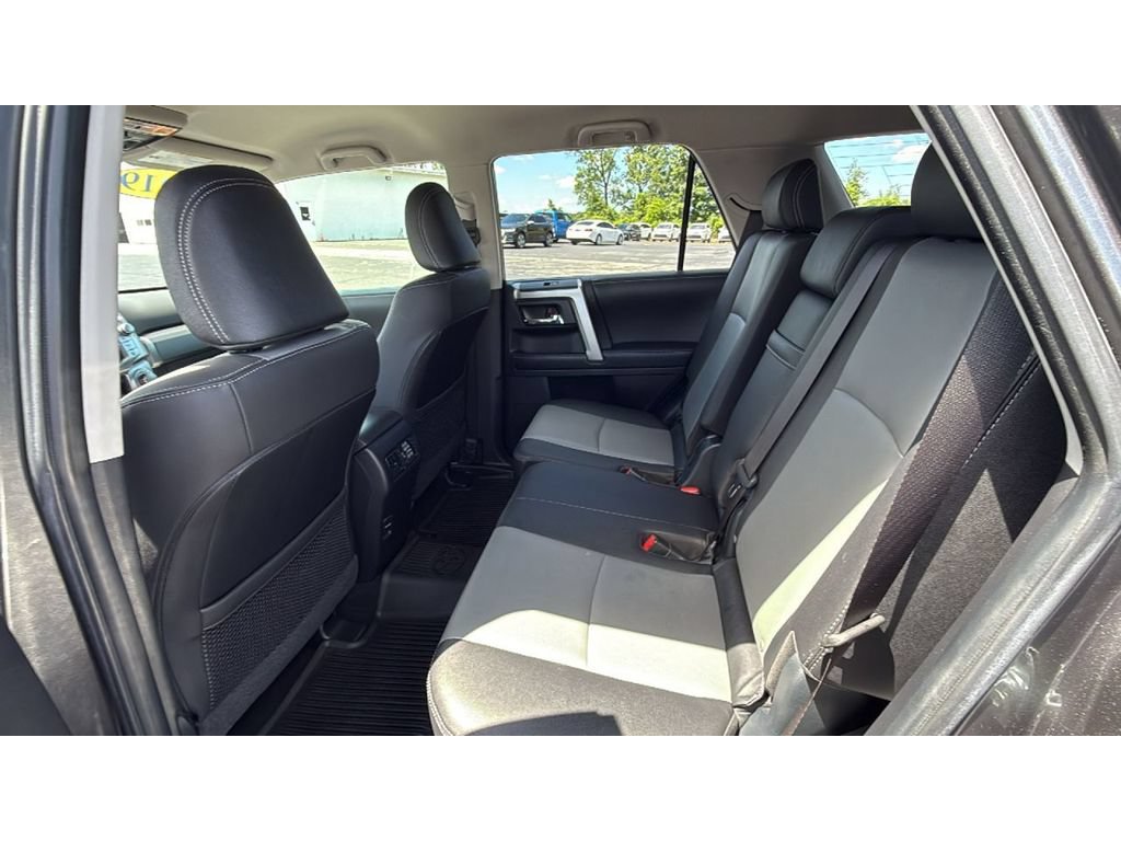 Certified 2019 Toyota 4Runner SR5 Premium AWD/4WD image 37